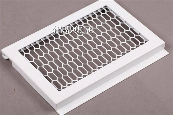 拉網(wǎng)鋁單板